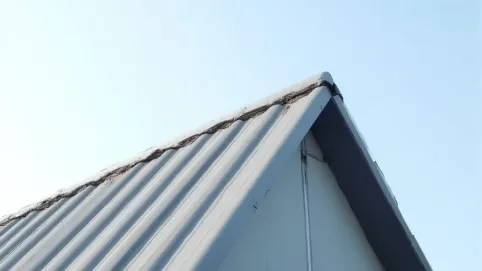 Jaki spadek dachu na 8 metrach