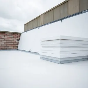 Koszt ocieplenia dachu płaskiego styropianem